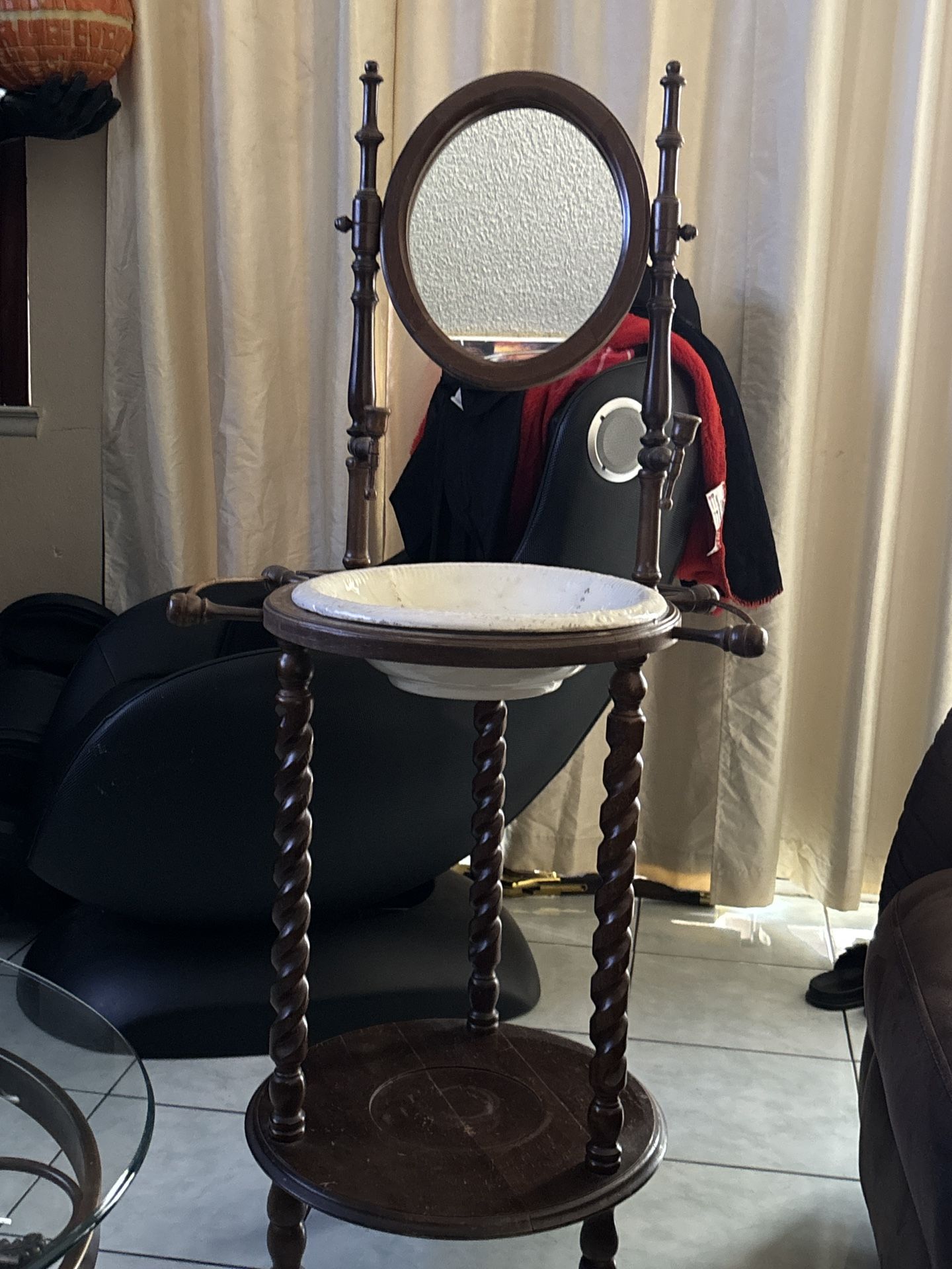 Antique Victorian-style washstand