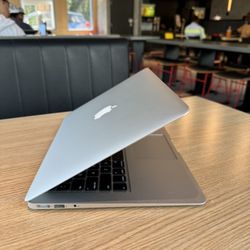MACBOOK AIR 13inch, 2015