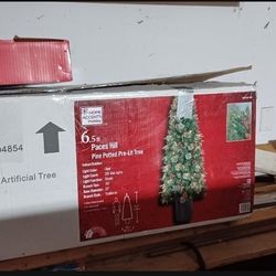 Christmas Tree 6.5 Feet