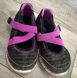 Suprize by Stride Rite Toddler Velcro Strap Shoes