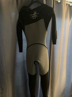 2024 Mens xs Volcom 4/3 wetsuit