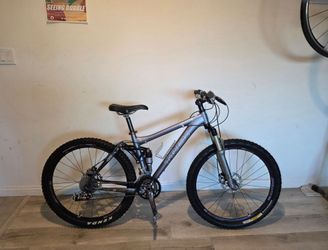 Trek Fuel EX 9 Trail Bike