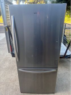 Stainless steel refrigerator will deliver and install
