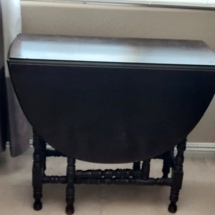 Antique Drop Leaf Table