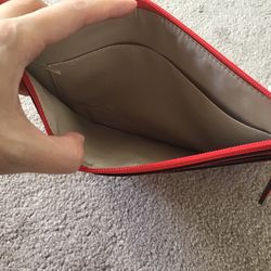 Coach clutch deals red
