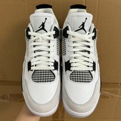 Air Jordan 4 