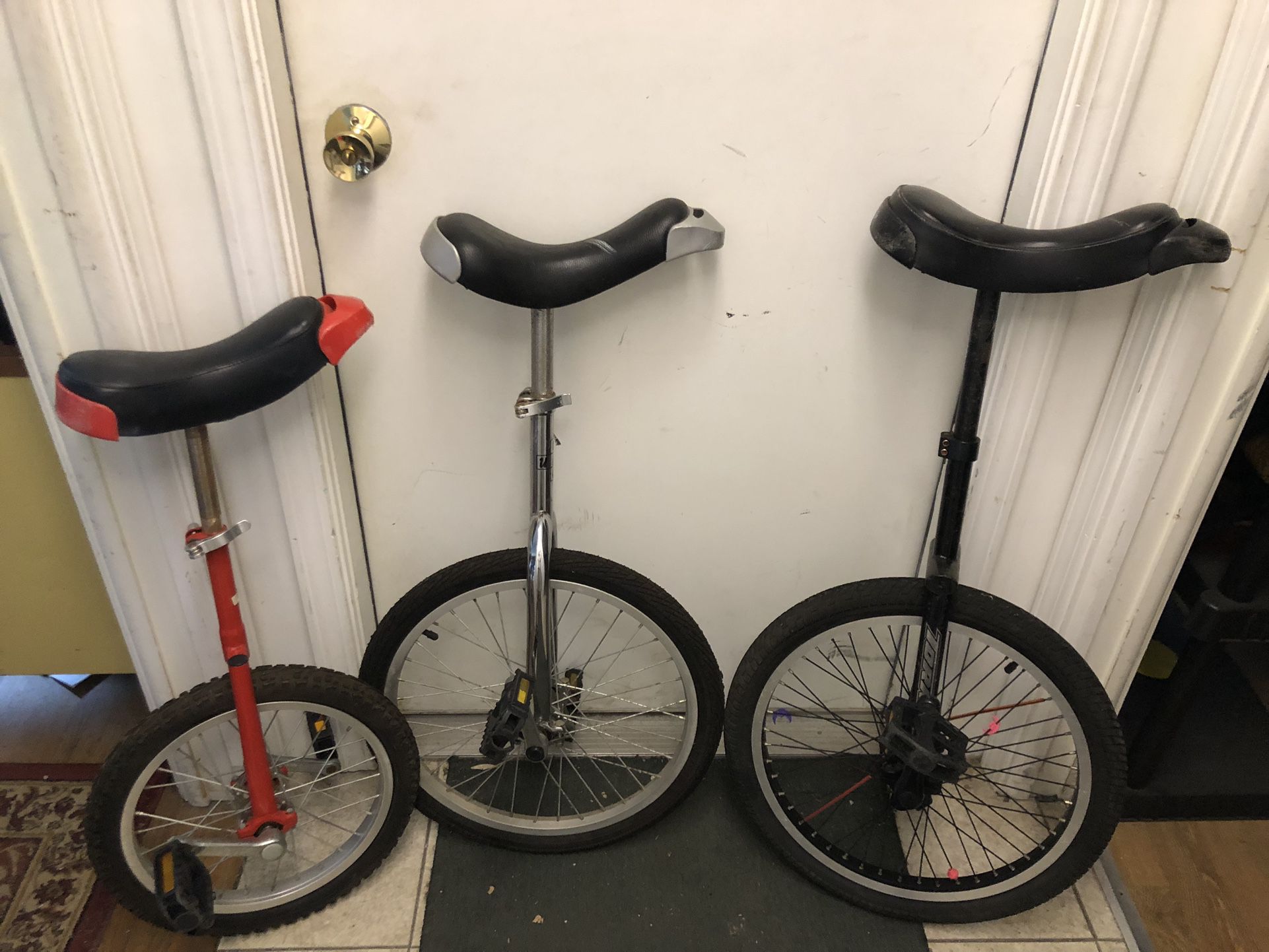 3 Unicycles
