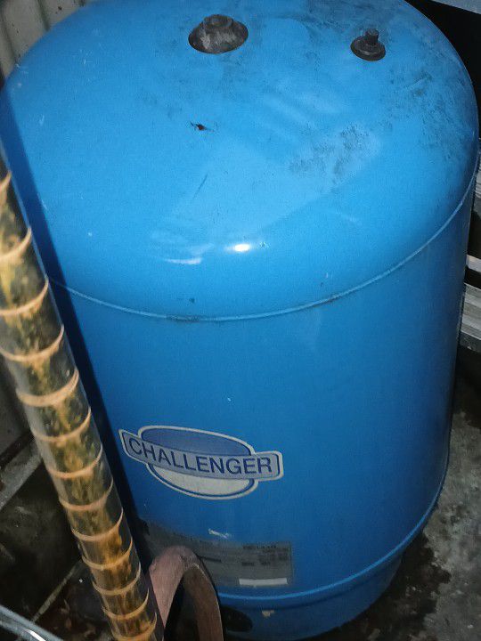 Challenge Water Tank 