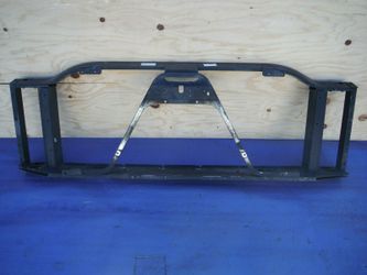 02 03 04 2002 2003 2004 CHEVROLET CHEVY SILVERADO SIERRA TAHOE SUBURBAN RADIATOR CORE SUPPORT OEM