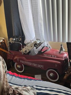 Antique  Metal peddle fire engine , 1950s.