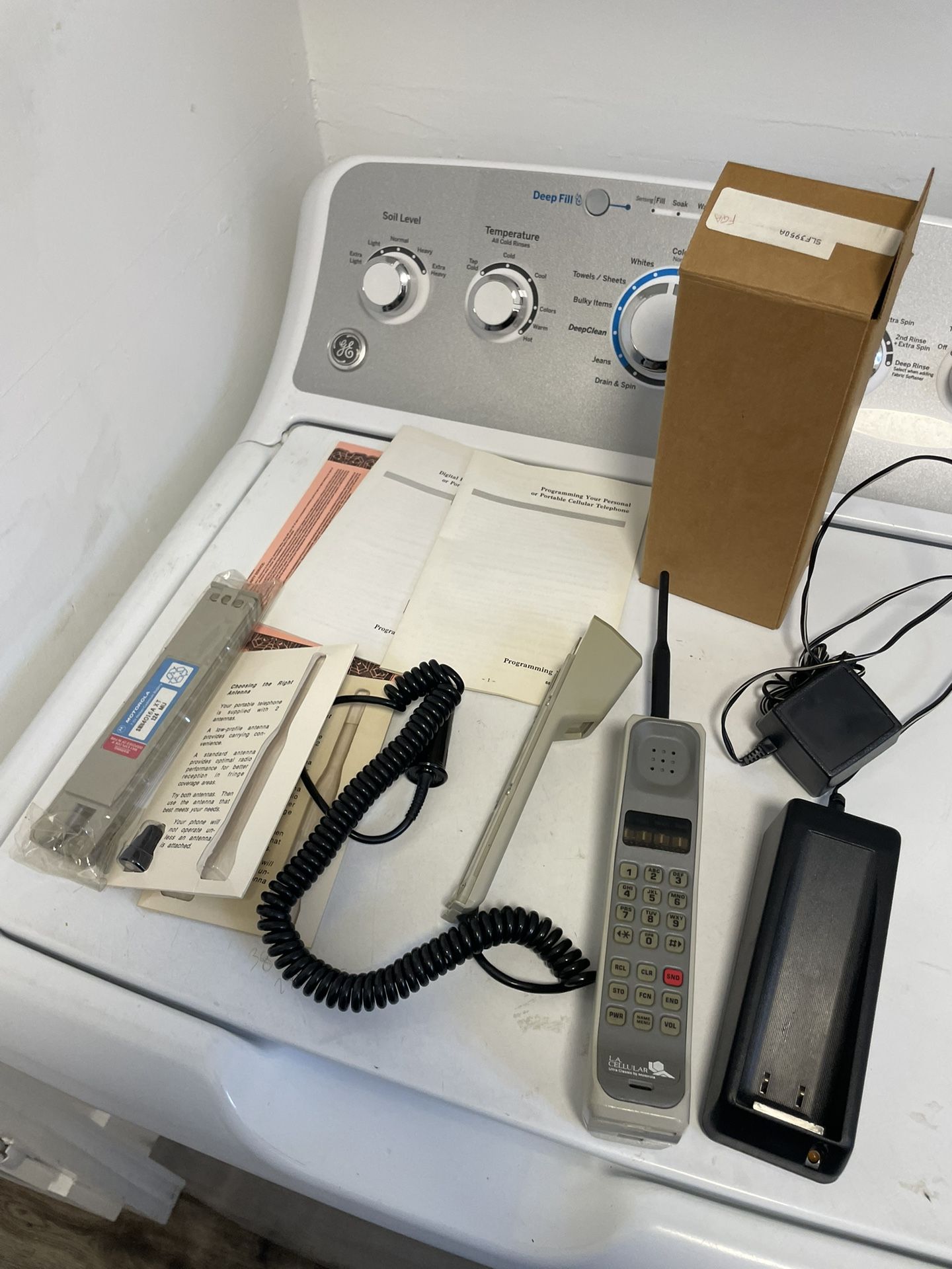 Vintage LA Cellular Mobile Phone 