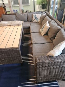 Brookbury Sectional 5pc