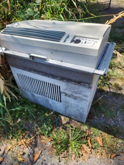 In window air conditioner,  heavy