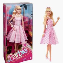 Barbie The Movie Collectible Doll, Margot Robbie as Barbie in Pink Gingham Dress