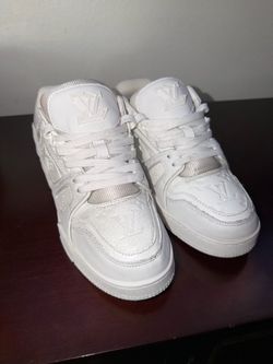 LV Shoes Size 11