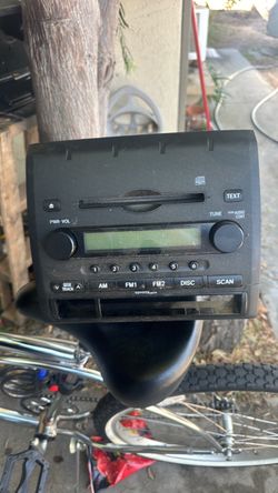 Stock radio CD player 2007 Toyota Tacoma