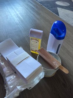 Waxing kit