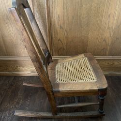 Vintage Kids Rocking chair. Excellent Condition 