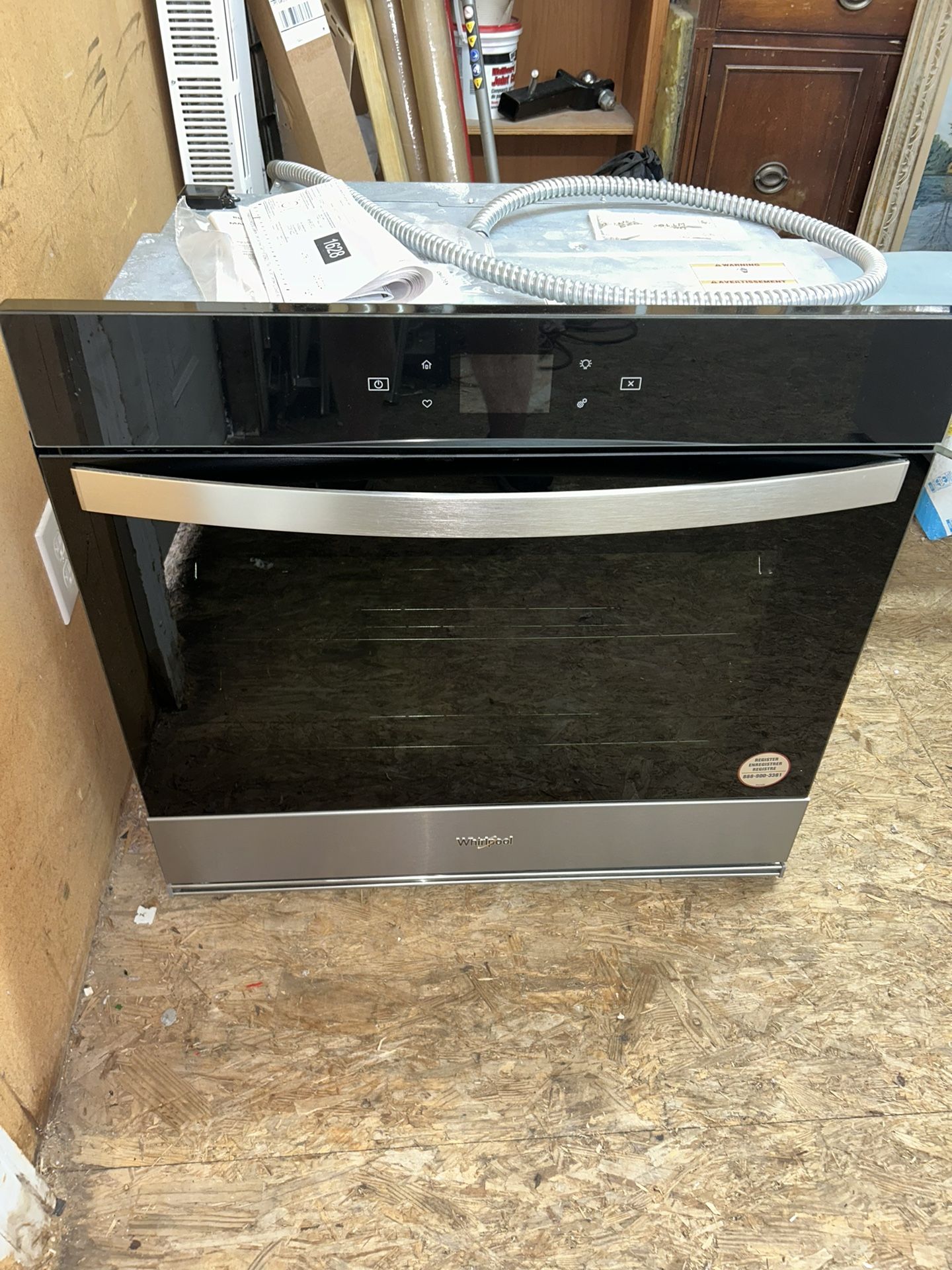 Whirlpool 30” Wall Oven**Like New