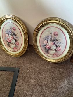 Floral picture frame