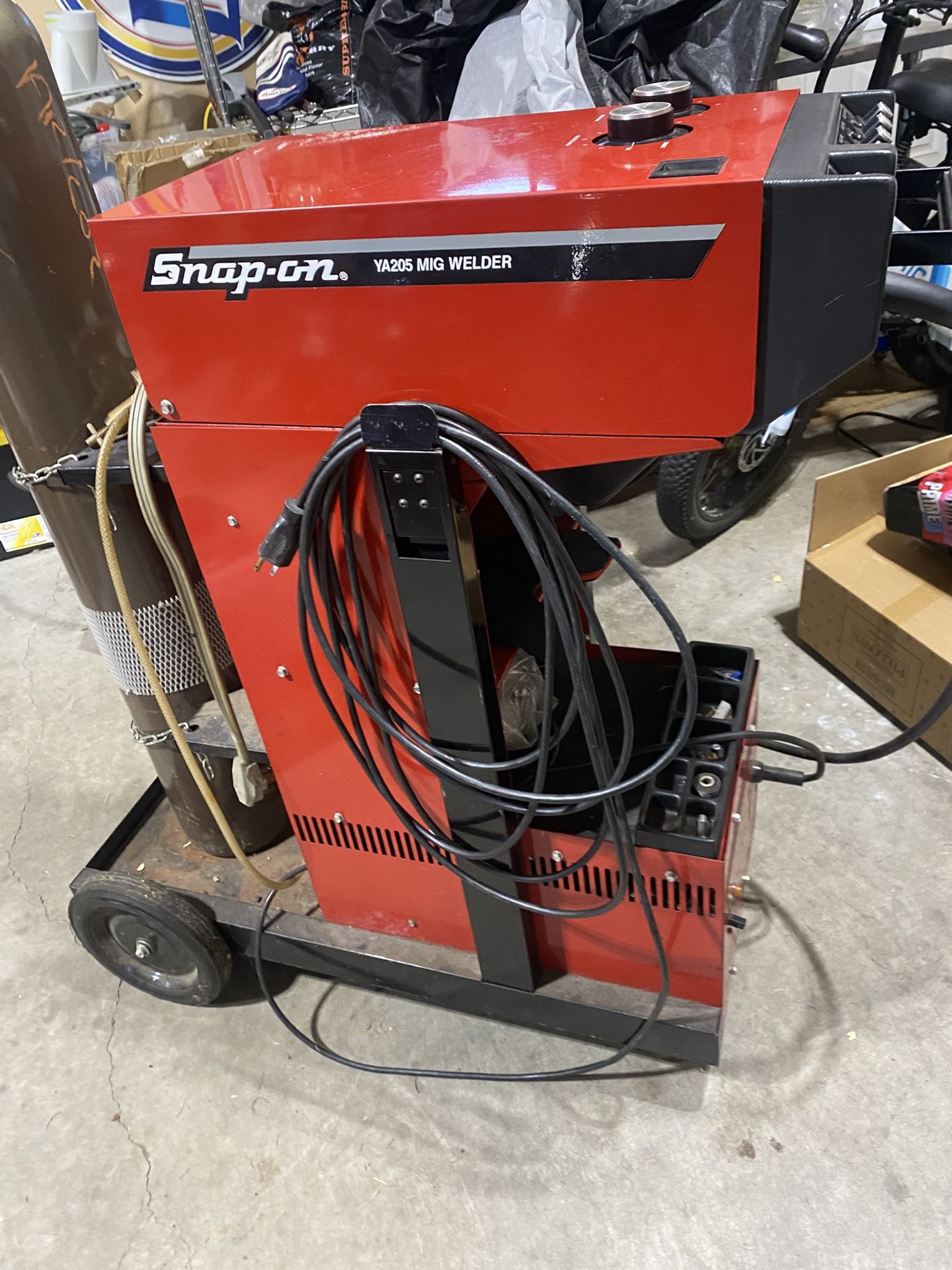 Snap on Mig welder with tank Almost Full