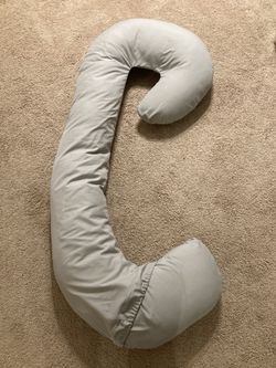 Pregnancy pillow