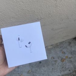 AirPods Generation 3