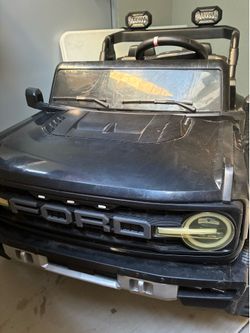 Two seater bronco kids electric car