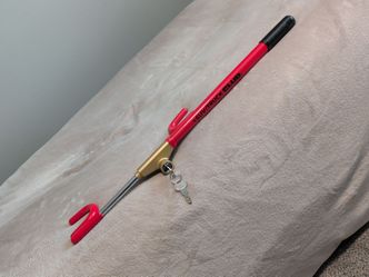 The Club Truck/SUV Steering Wheel Lock