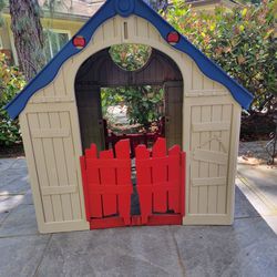 Keter Playhouse Great Condition