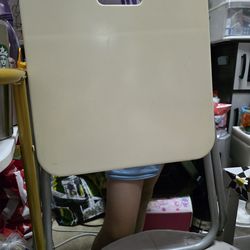 FOLDABLE CHAIRS STURDY X 2