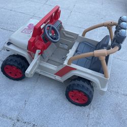 Jeep Power Wheels - Runs Great W Charger