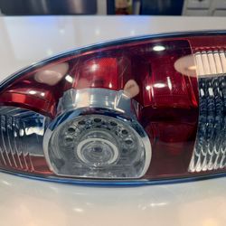 Toyota Tacoma 09-15 Right Side Tail Light Assembly - Regular TYC 11-6306-00