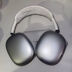 1st generation AirPod Max