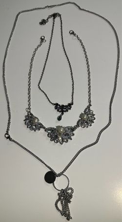 Stylish Silver & Gunmetal Layering Necklace Set (3 Pieces) - Pearls, Rhinestones & Modern Tassel