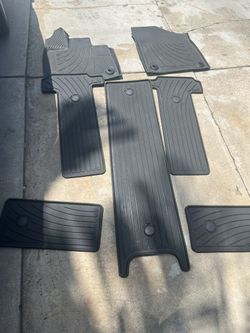 Toyota Sienna Mats 