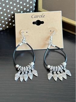Lightweight Black and Silver Earrings