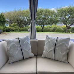 Outdoor Pillows 