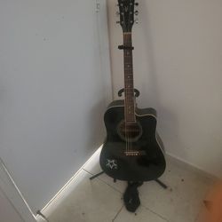 IBANEZ ACOUSTIC GUITAR 