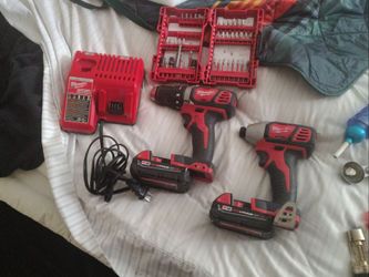 Milwaukee drill set