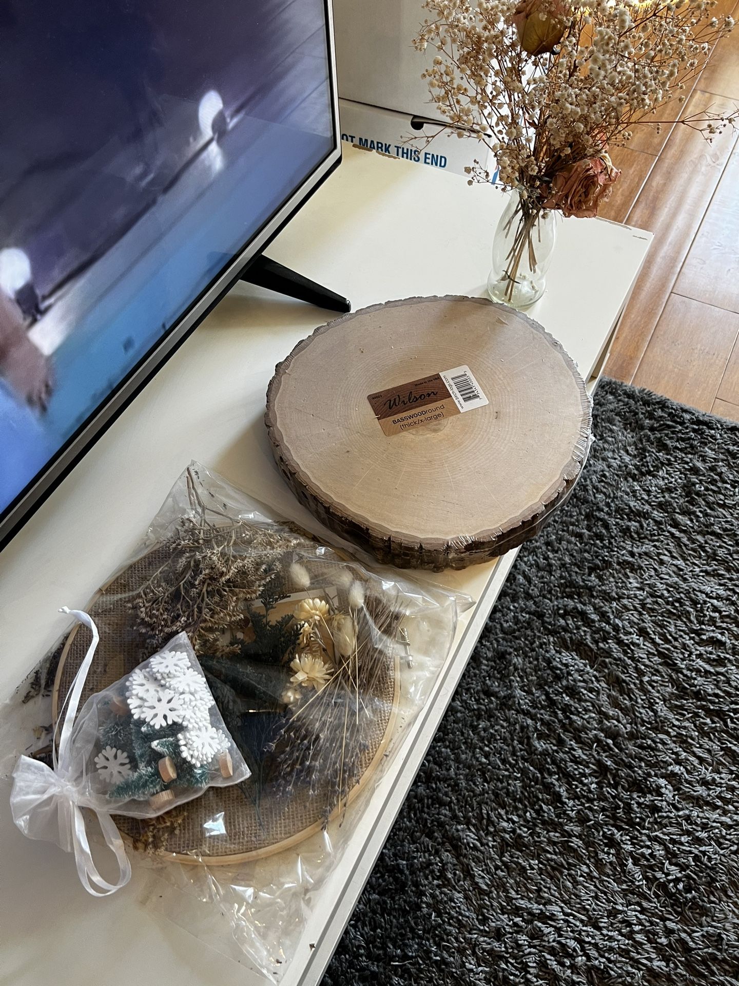 Unopened Art decorations - with wilson basswood round thick