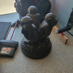 See/Hear/Speak No Evil Moneky Table