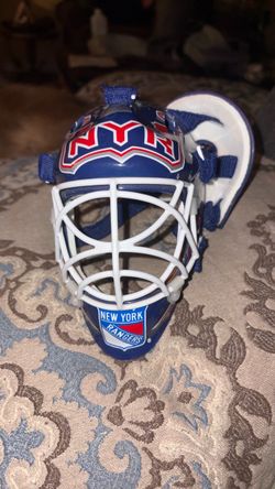 New York Rangers Mini Goalie Mask