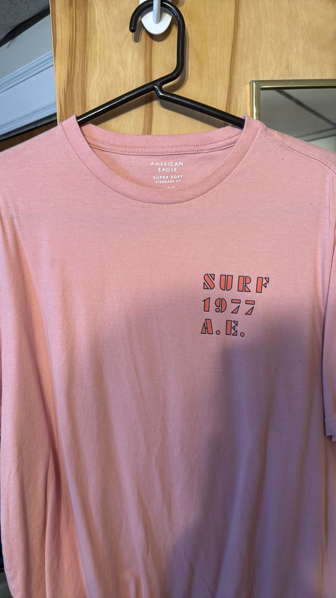 Men’s American Eagle Tshirt