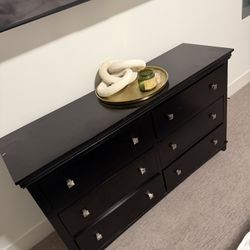 Black Wood Dresser (6 Pull Out Drawers)