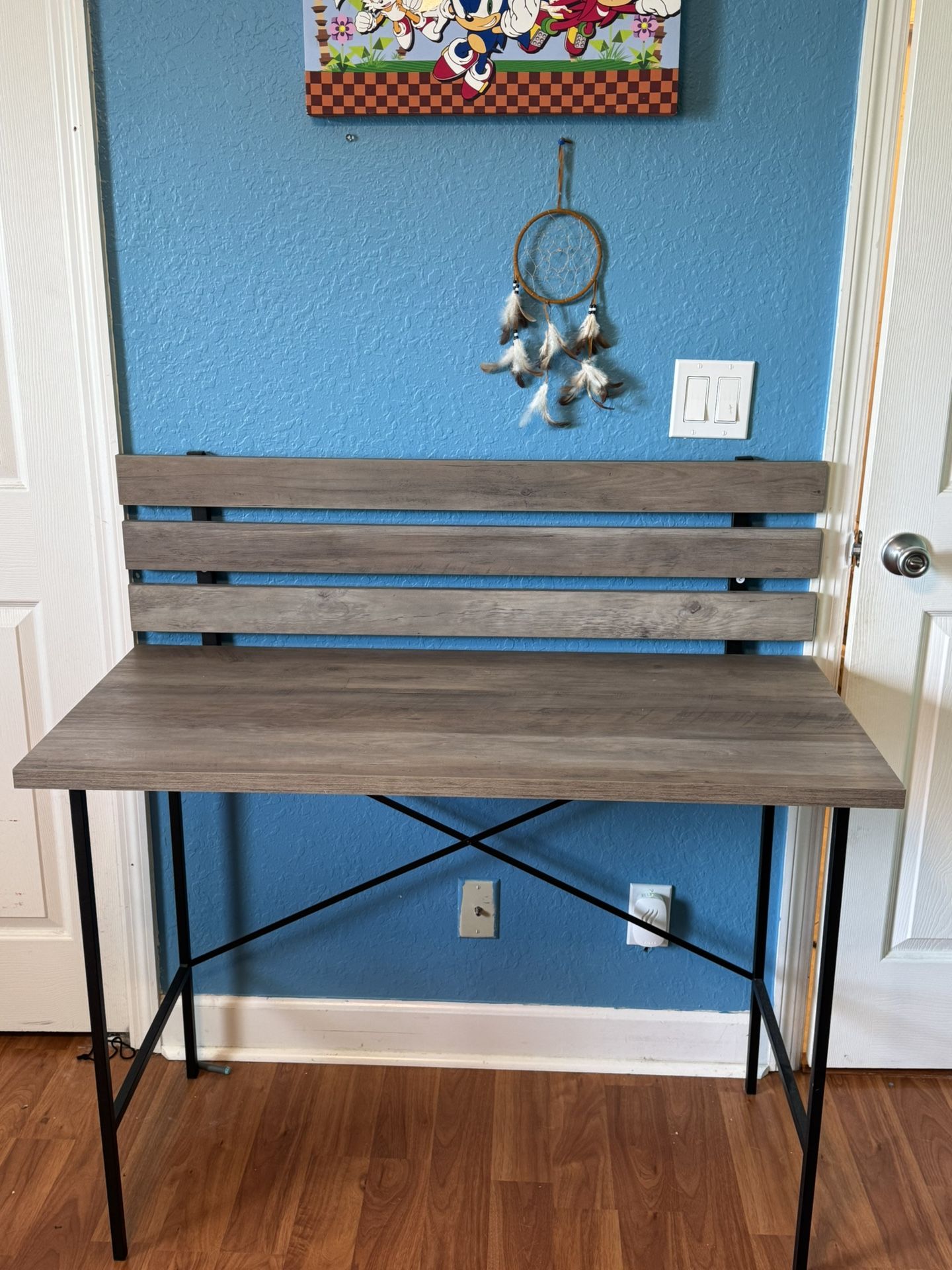 Walker Edison 42-in Gray Writing Desk (Hutch Included)