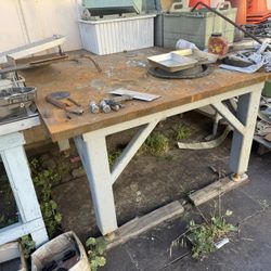 WELDING TABLE