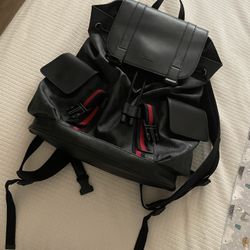 Authentic GG Supreme Gucci Backpack 