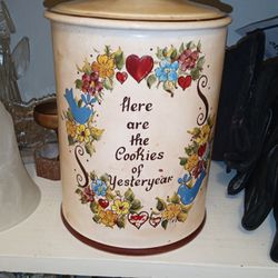 Vintage Cookie Jar 