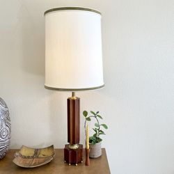 MCM - Mid Century Modern Walnut Lamp